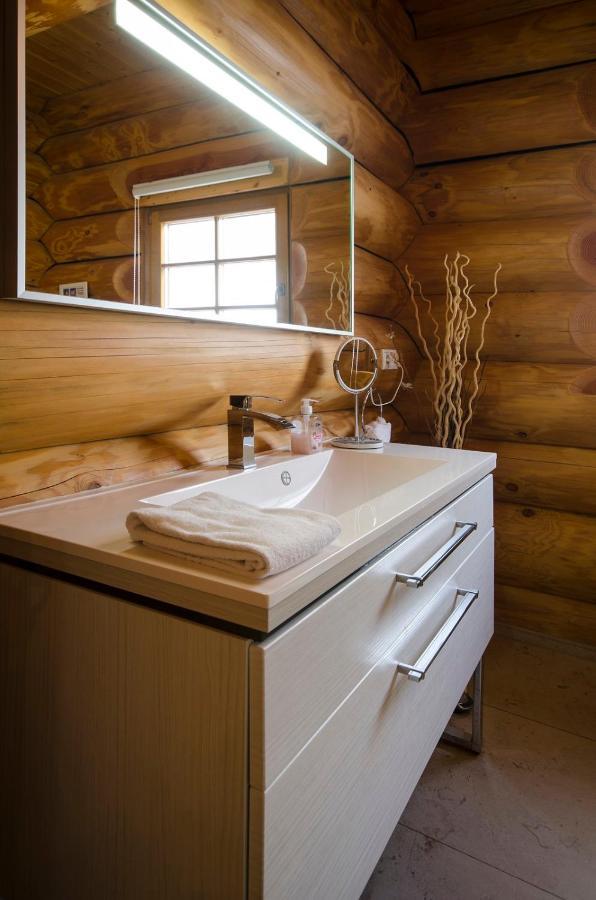 Luxus-Ferienhaus Blockhaus Chalet Nr 2 Toplage Am Feldberg Mit Sauna, Outdoor-Hottub, Kamin Auf 1300M Uem Bagian luar foto